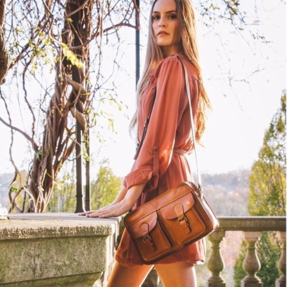 Patricia Nash Teramo Distressed Leather Crossbody - Picture 1 of 15